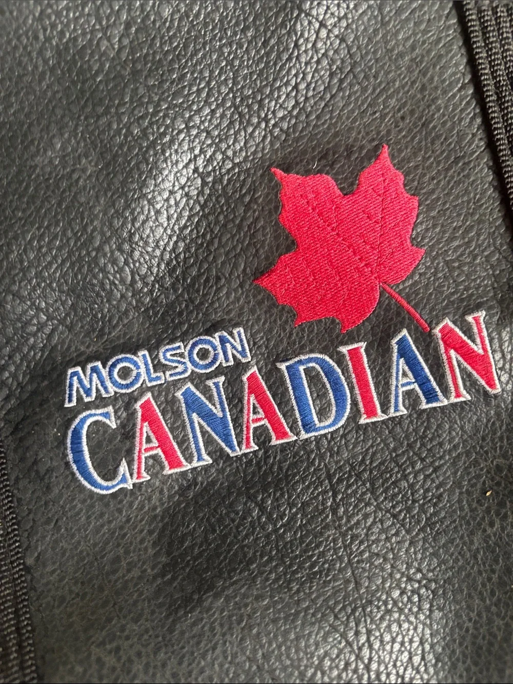 Molson Canadian spacious black